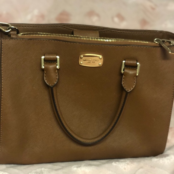 Michael Kors purse - Picture 2 of 8